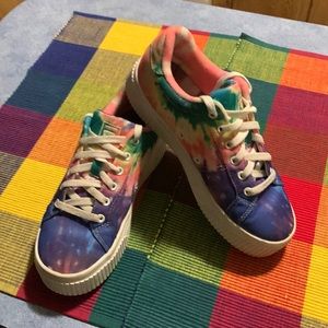 Fula platform sneaker